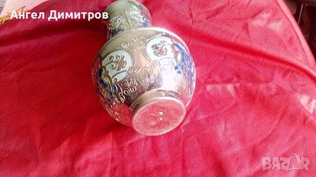 Красива метална ваза , снимка 5 - Антикварни и старинни предмети - 41970343
