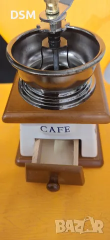 Нова Ретро Мелачка на Зърна Механична Кафемелачка, снимка 3 - Други - 49615425