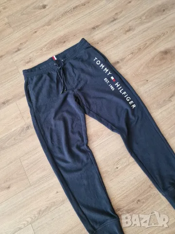 Страхотно мъжко спортно долнище TOMMY HILFIGER XL / 2XL , снимка 2 - Спортни дрехи, екипи - 56097462