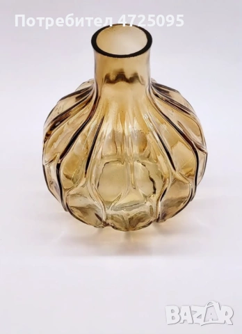 Ваза от цветно стъкло, снимка 3 - Вази - 53531552