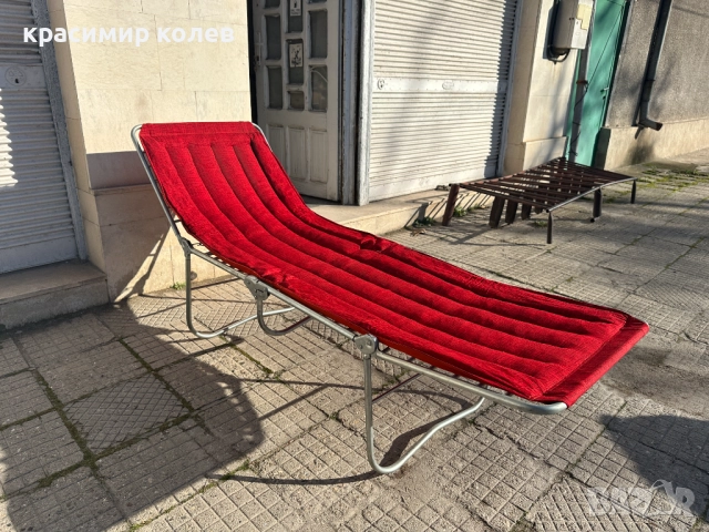  немски сгъваем шезлонг / походно легло тип „къмпинг“ с метална рамка и мек матрак