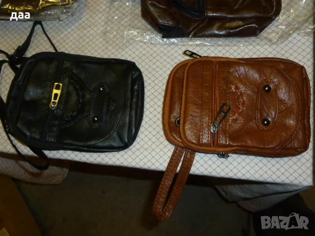 продавам малка компактна кожена чанта, снимка 3 - Чанти - 49009660