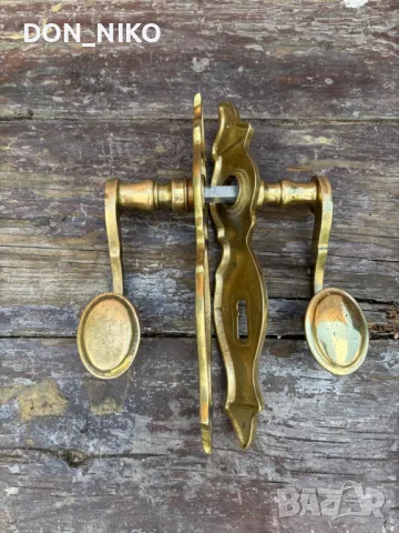 Бронзови Шилдове за брава , снимка 2 - Антикварни и старинни предмети - 50070084