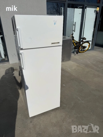 Хладилник с камера Сименс 140 см 