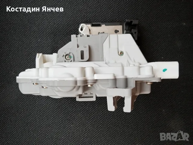 Брава предна лява за врата на vw, Audi,seat, Porsche, Skoda , снимка 4 - Части - 48070693