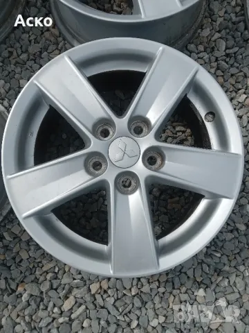 5x114.3..16цола 6.5j ET46 оригинални Mitsubishi , снимка 4 - Гуми и джанти - 49631654