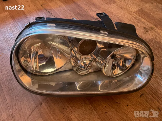 Десен фар за Фолксваген Голф 4-50 лева, снимка 2 - Части - 49517646