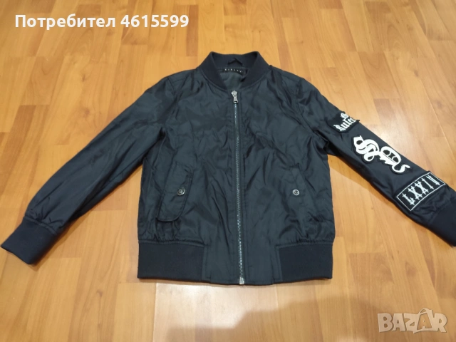 пролетно якенце,тип бомбър на Sisley , снимка 4 - Детски якета и елеци - 53597533