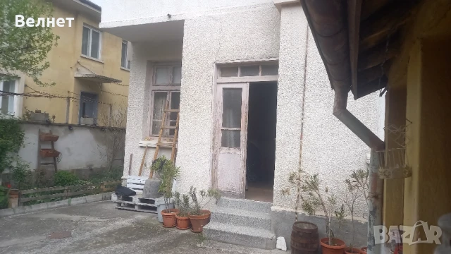 Продава първи етаж от двуетажна къща в центъра на Кърджали, снимка 11 - Къщи - 50856218