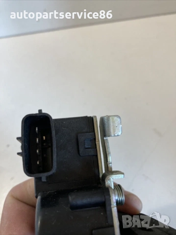 Механизъм за заключване на задна врата за KIA Ceed 1.6 CRDi (2010), снимка 2 - Части - 53244031