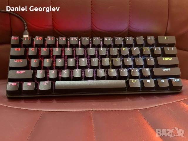 SteelSeries Apex Pro Mini Gen 3 геймърска клавиатура с OmniPoint 3.0 HyperMagnetic Сиучове, снимка 7 - Клавиатури и мишки - 53177719