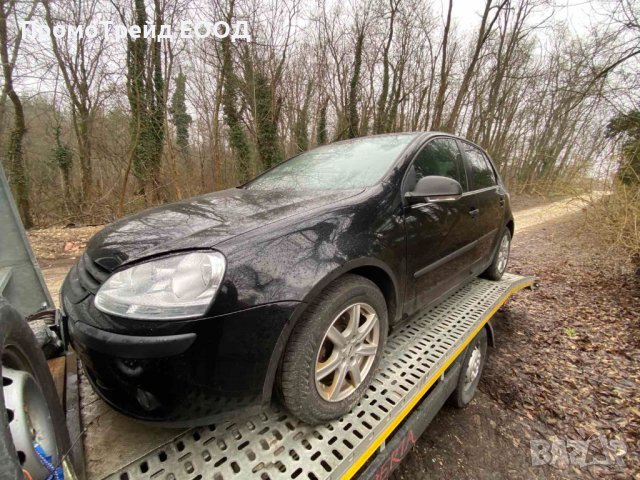 Фолксваген голф 5 1.4i 80кс. само на части, снимка 4 - Автомобили и джипове - 40063552