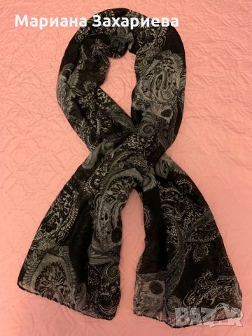 Продавам дамски шал
