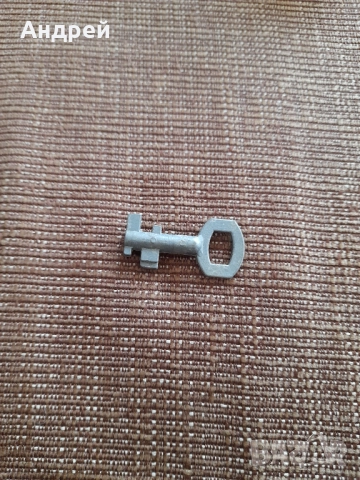 Стар метален ключ #19, снимка 3 - Колекции - 52630204