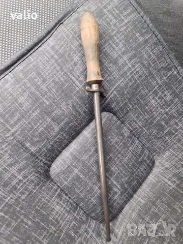 Продавам малък масат, снимка 1