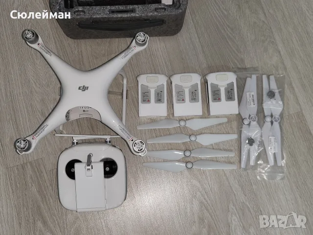 Дрон DJI Phantom 4 Standard + 3 батерии, куфар и аксесоари