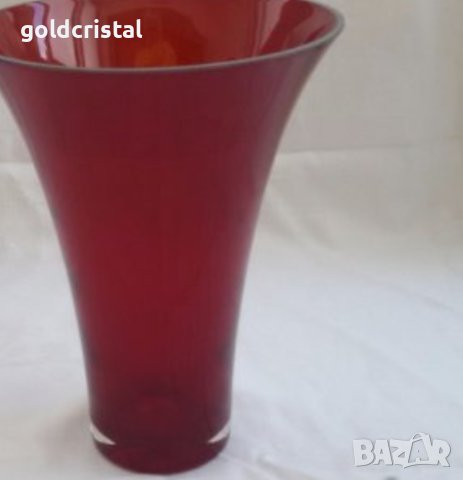 червена стъклена ваза , снимка 2 - Вази - 18345730