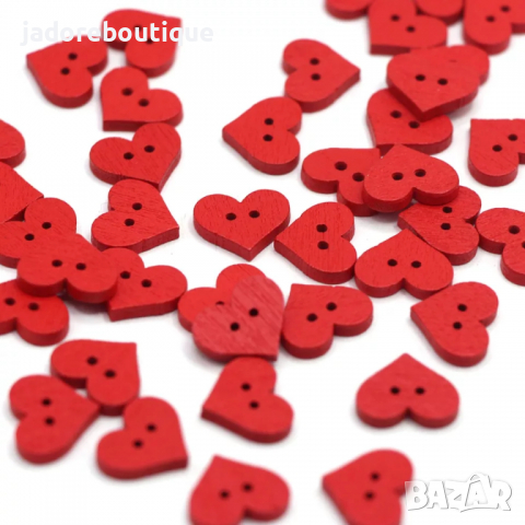 Дървени копчета червени сърца - 10 бр/к-кт , снимка 2 - Други - 36165392
