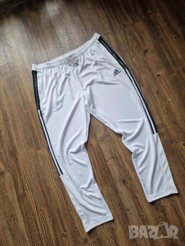 Страхотно мъжко спортно долнище ADIDAS размер 2XL, ново, снимка 2 - Спортни дрехи, екипи - 53039691