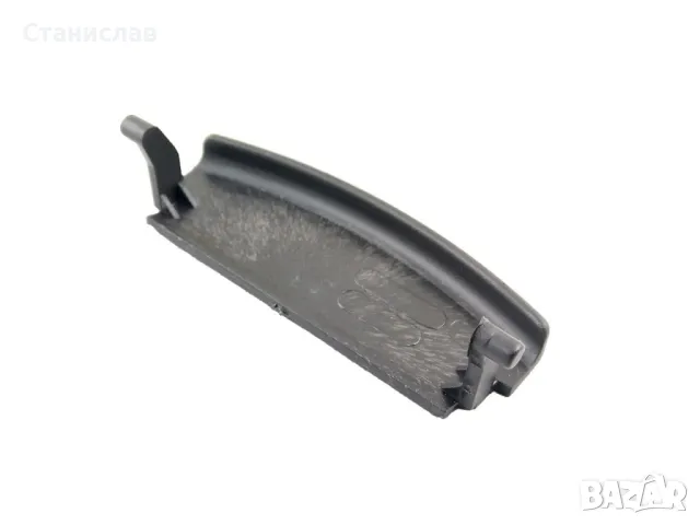 Audi A4 B6 B7 Закопчалка за подлакътник , снимка 4 - Части - 50439955