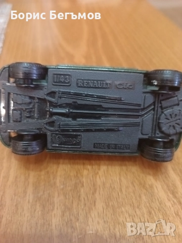 Рено Клио/Бураго - RENAULT Clio -  1/43, снимка 5 - Колекции - 52369151