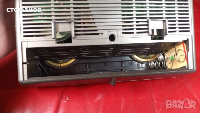 Стерео касетофон GRUNDIG CR 590 stereo, снимка 14 - Радиокасетофони, транзистори - 50971159