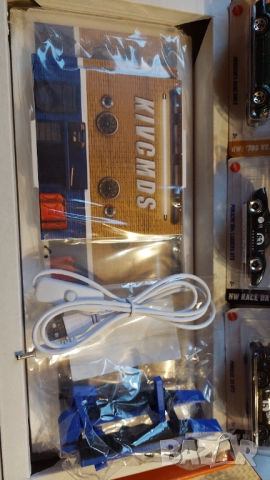 Светеща диорама 1/64 с 5 колички, снимка 4 - Колекции - 52676128