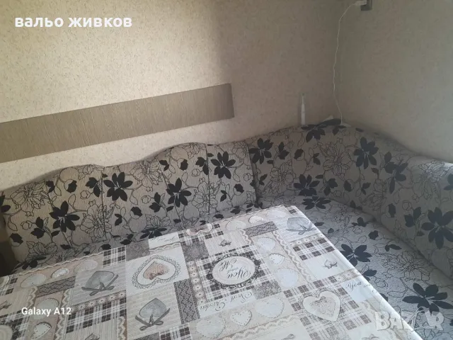 Продавам  кухненски ъгъл , снимка 2 - Дивани и мека мебел - 47721400