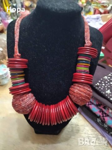 Дамско колие , снимка 3 - Колиета, медальони, синджири - 35775112