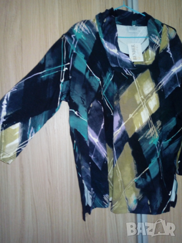 Нова блуза, снимка 3 - Блузи с дълъг ръкав и пуловери - 36322431