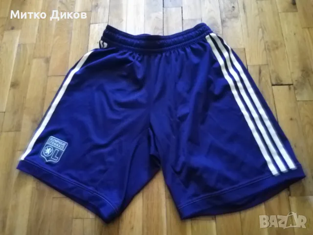 Футболни шорти на Олимпик Лион Франция маркови на Адидас размер С