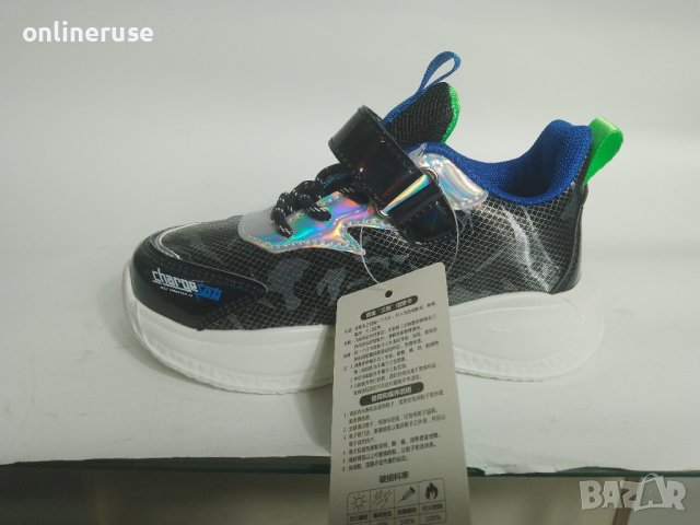 детски светещи маратонки Спайдър мен , снимка 3 - Детски маратонки - 44366938