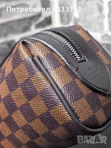 Louis Vuitton чанта тип несесер , снимка 10 - Чанти - 52830811