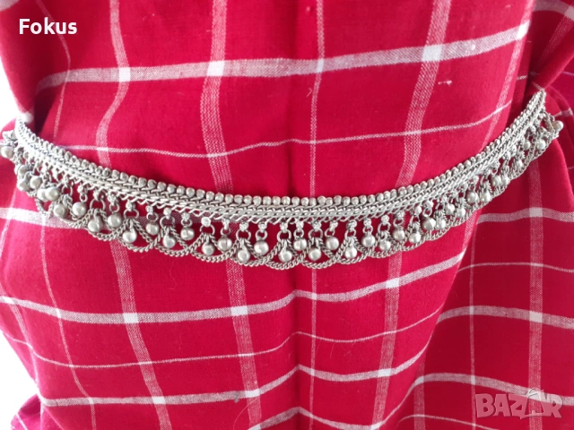 ЖЕСТОК КОЛАН ЗА НОСИЯ СЪС ЗВЪНЧЕТА