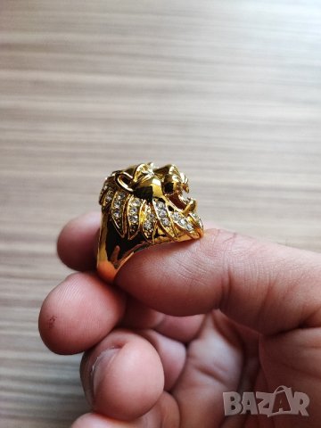 Масивен пръстен от медицинска стомана с лъвска глава 