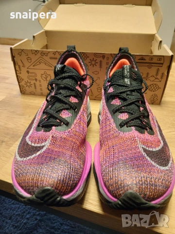 Обувки за бягане Nike Air Zoom Tempo NEXT%, снимка 10 - Маратонки - 53622907