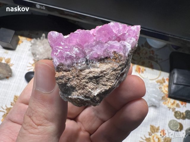 Кристали аметист, халцедон, калцит, нефрит, апатит, кобалтокалцит, снимка 2 - Колекции - 27741192