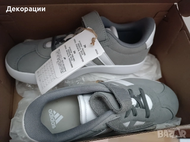 нови детски маратонки 35 номер на марката Adidas , снимка 7 - Детски маратонки - 53780913