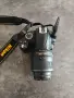 Nikon D3000 DSLR с обектив 18-55mm + чанта, батерия и зарядно, снимка 1