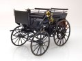 Daimler Motorkutsche 1886 - мащаб 1:18 на Norev моделът е нов в кутия, снимка 1 - Колекции - 41951305