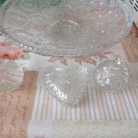 Ретро кристални бонбониери и голяма чиния, снимка 1 - Декорация за дома - 39977312