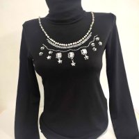 Елегантно дамско поло в черен цвят, снимка 1 - Блузи с дълъг ръкав и пуловери - 40470191