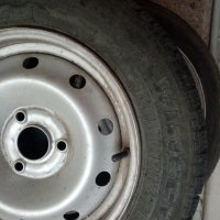 Зимни гуми с джанти, снимка 2 - Гуми и джанти - 42573826