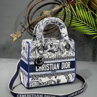 Чанти Dior, снимка 5 - Чанти - 39715493