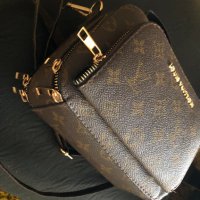 Дамска чантичка/мини куфарче Louis Vuitton с дълга дръжка, снимка 8 - Чанти - 42389803