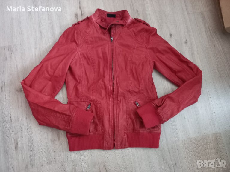 Червено кожено яке , снимка 1