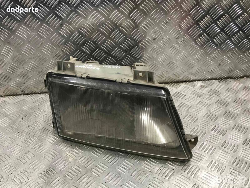 Десен фар Mercedes Sprinter,1996г., снимка 1