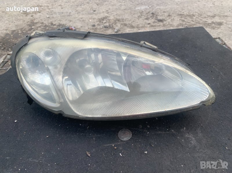 Фар десен Крайслер Пт Крузър Chrysler Pt Cruser, снимка 1