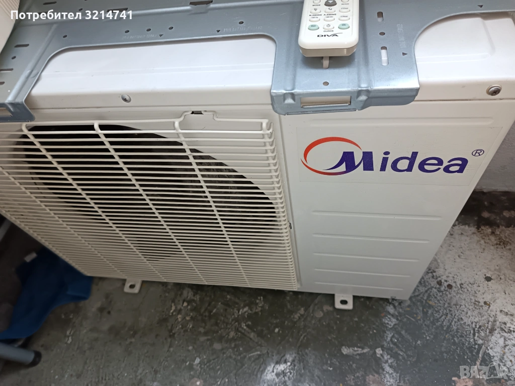 Продавам климатик Мидеа в отлично състояние без драскотини и забележки готов за монтаж , снимка 1