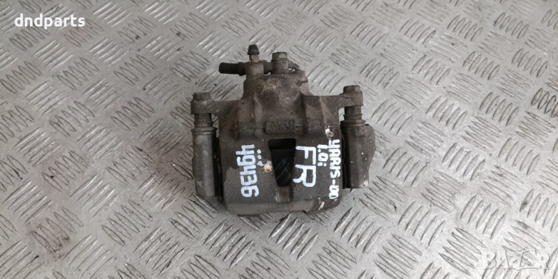 Спирачен апарат Toyota Yaris 1.0i 2000г.(преден десен)	, снимка 1